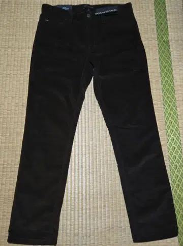 바나나 리퍼블릭 트래블 코듀로이 팬츠 브라운