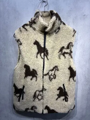 새상품급 UK 프릭스스토어 보아 플리스 집업 베스트 말 패턴 호스