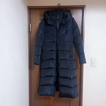 후드 부착 롱 코트