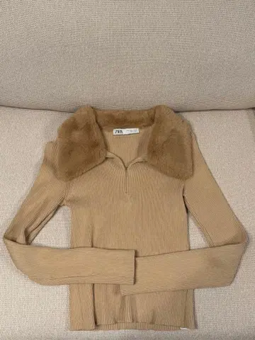 ZARA 인조 모피 피크 라펠 니트 스웨터 M 사이즈