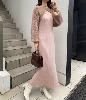 푹신푹신한 니트가 귀여운 니트 세트 원피스