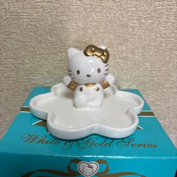 헬로키티 주얼리 트레이