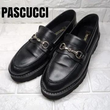 새상품급 PASCUCCI 비트 로퍼 23.5cm 블랙 가죽