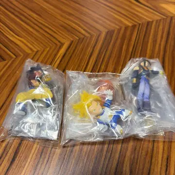 드래곤볼 피규어 3개 세트