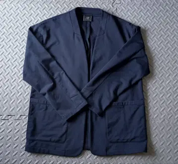 [새상품급] new balance met24 노카라 자켓 네이비 M