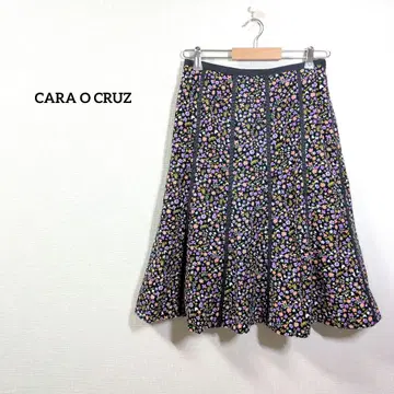 CARA O CRUZ 플레어 꽃무늬 스커트 9호 일본제 네이비 계열