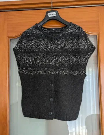 고급*타카시마야 캐시미어&실크 혼방 베스트