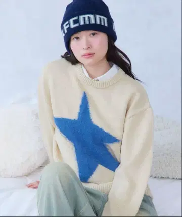 FCMM 니트 스타 로고 니트 맨투맨 S 사이즈