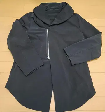 안테메리디안 qua-drill-rangle 자켓