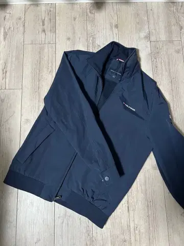 tommy hilfiger nylon jacket