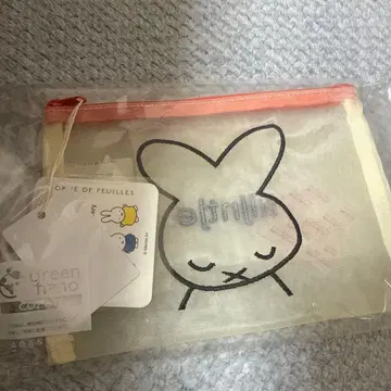 새상품 studio CLIP Dick Bruna 콜라보 메쉬 자수 파우치