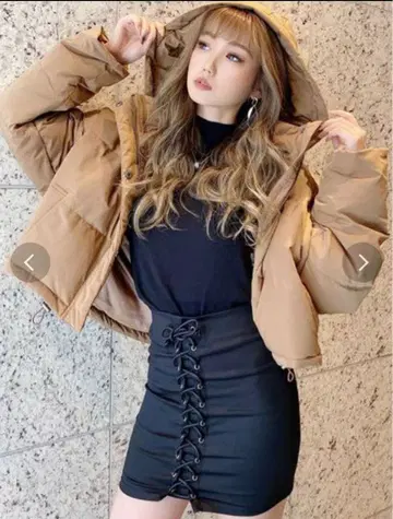 새상품급 GYDA 다운 자켓 카멜 숏 기장 후드 탈부착 가능 미사용