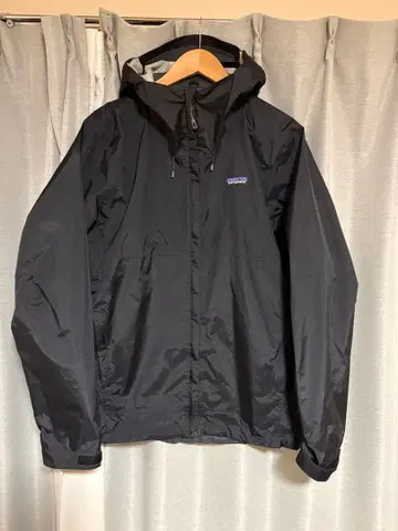 patagonia 블랙 후드 부착 마운틴 파카