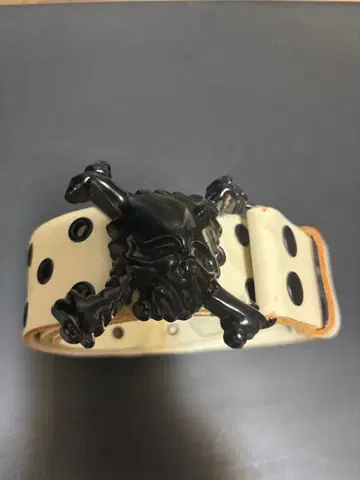 OAKLEY 오클리 스컬 버클 가죽 벨트