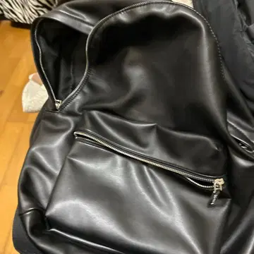 블랙 합성 피혁 백팩 백팩