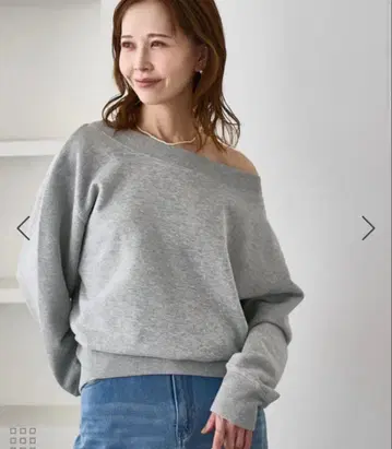 로페피크닉 2WAY 보트넥 맨투맨 라이트 그레이