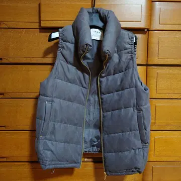 ikka 그레이 베스트 L 사이즈