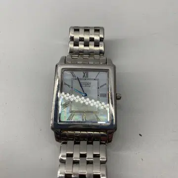 CITIZEN 에코 드라이브 스퀘어 쉘