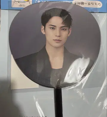 SEVENTEEN NEW_ 부채 민규 팝업