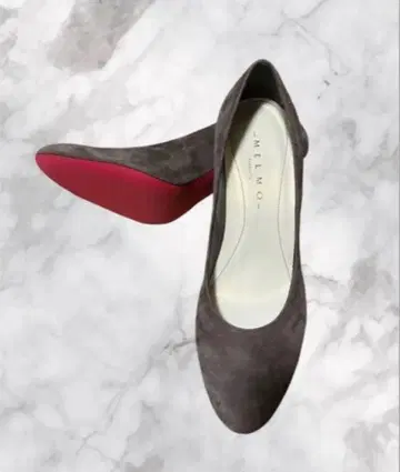 새상품급 MELMO 멜모 스웨이드 비쥬 펌프스 그레이 x 레드 24.5