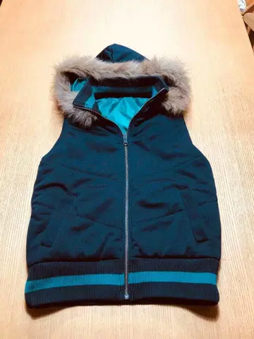 타미힐피거 후드 부착 아우터