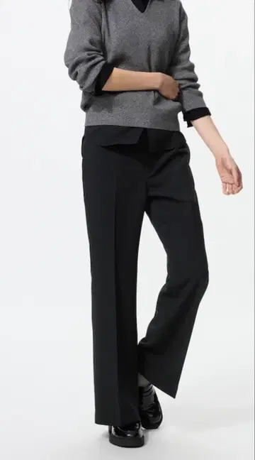 유니클로 스마트 플레어 팬츠 긴 길이 블랙 [ 미사용 새상품 ]