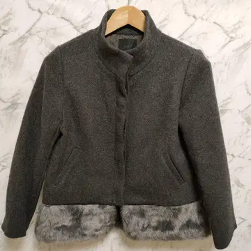 KBF 어반 리서치 여성용 자켓 프릴 퍼 포함 M 사이즈