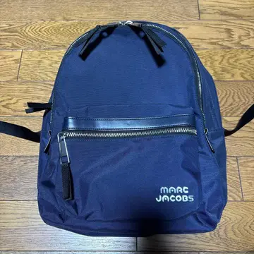 마크 제이콥스 네이비 백팩