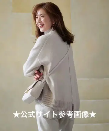 23구 울 캐시미어 블렌드 스탠드 넥 니트 베이지 38