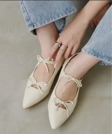 Aunt Marie's 아이보리 플랫슈즈 M