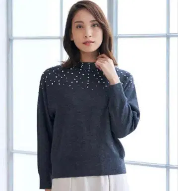 ANAYI 그라데이션 펄 자수 풀오버