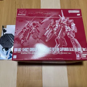 프리미엄 반다이 한정판 건담 TR-6 바잠 II [지온 노획 사양]