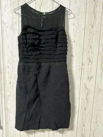 LOFT 슬리브리스 무릎 기장 원피스 블랙 당일 발송 프릴