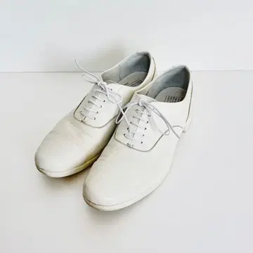 chausser 쇼세 트래블 슈즈 스트레이트 팁 화이트