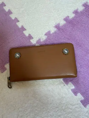 ANNA SUI 브라운 장지갑 비쥬 포함