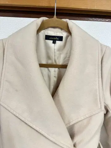 rienda 베이지 가운 코트 허리 리본 포함