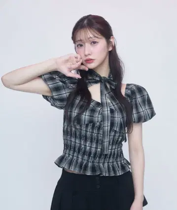 TITTY&CO. 클래시컬 체크 블라우스