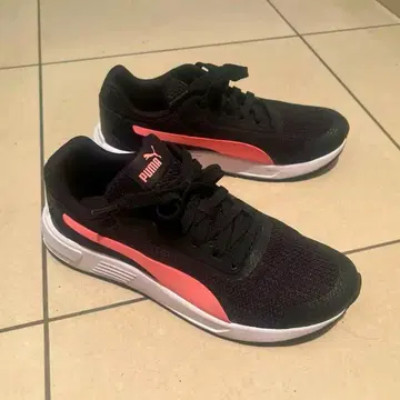 [ 새상품급 ] PUMA/러닝화