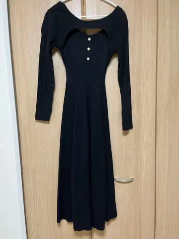 ROYAL PARTY 블랙 니트 머메이드 롱 원피스