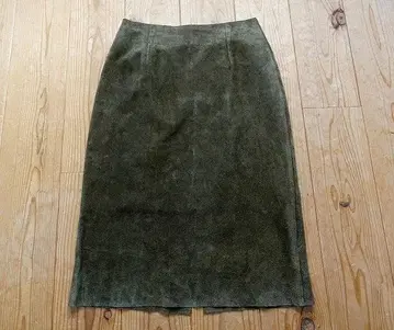 폴 하든 가죽 스커트