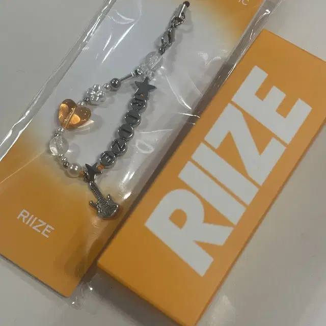 라이즈 미니 응원봉 립밤 팬시그널 응원밤 라브밤 키링 스트랩