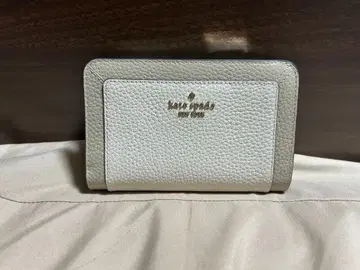 케이트 스페이드 접이식 지갑 화이트