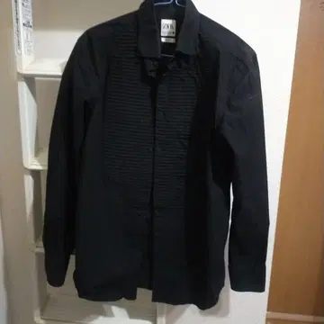 ZARA 슬림핏 블랙 셔츠