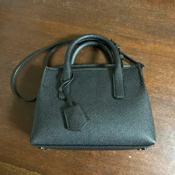 블랙 가죽 숄더백