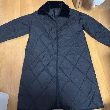 블랙 다운 자켓 M 사이즈