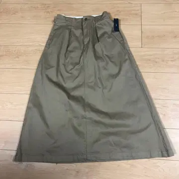 별주 Lee와 Urban Research Doors 콜라보 롱 스커트