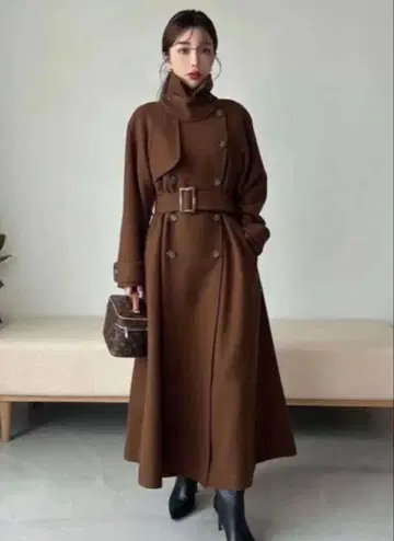 새상품 택 포함 에이미 이스트 월 롱 코트