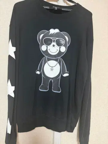 곰 캐릭터 블랙 트레이닝복