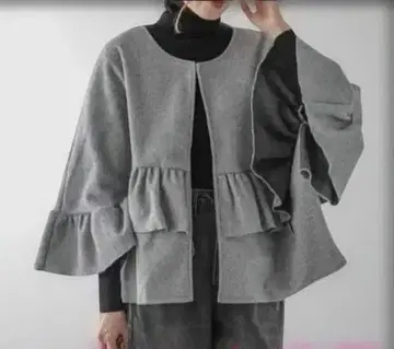 프릴 노카라 코트