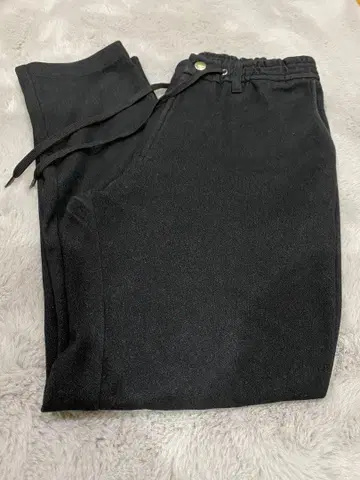 블랙 플리스 슬랙스 허리밴딩
